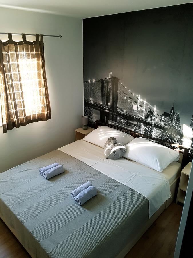 Apartments Kalajica Trogir Exterior photo